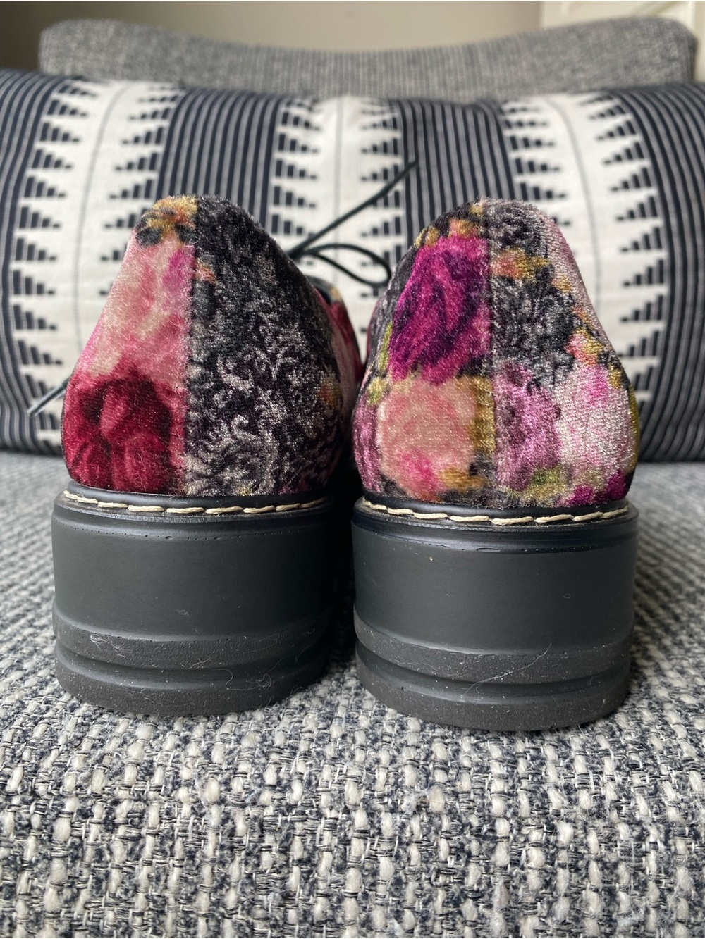 Summit by White Mountain Floral Velvet Platform - Picture 6 of 17
